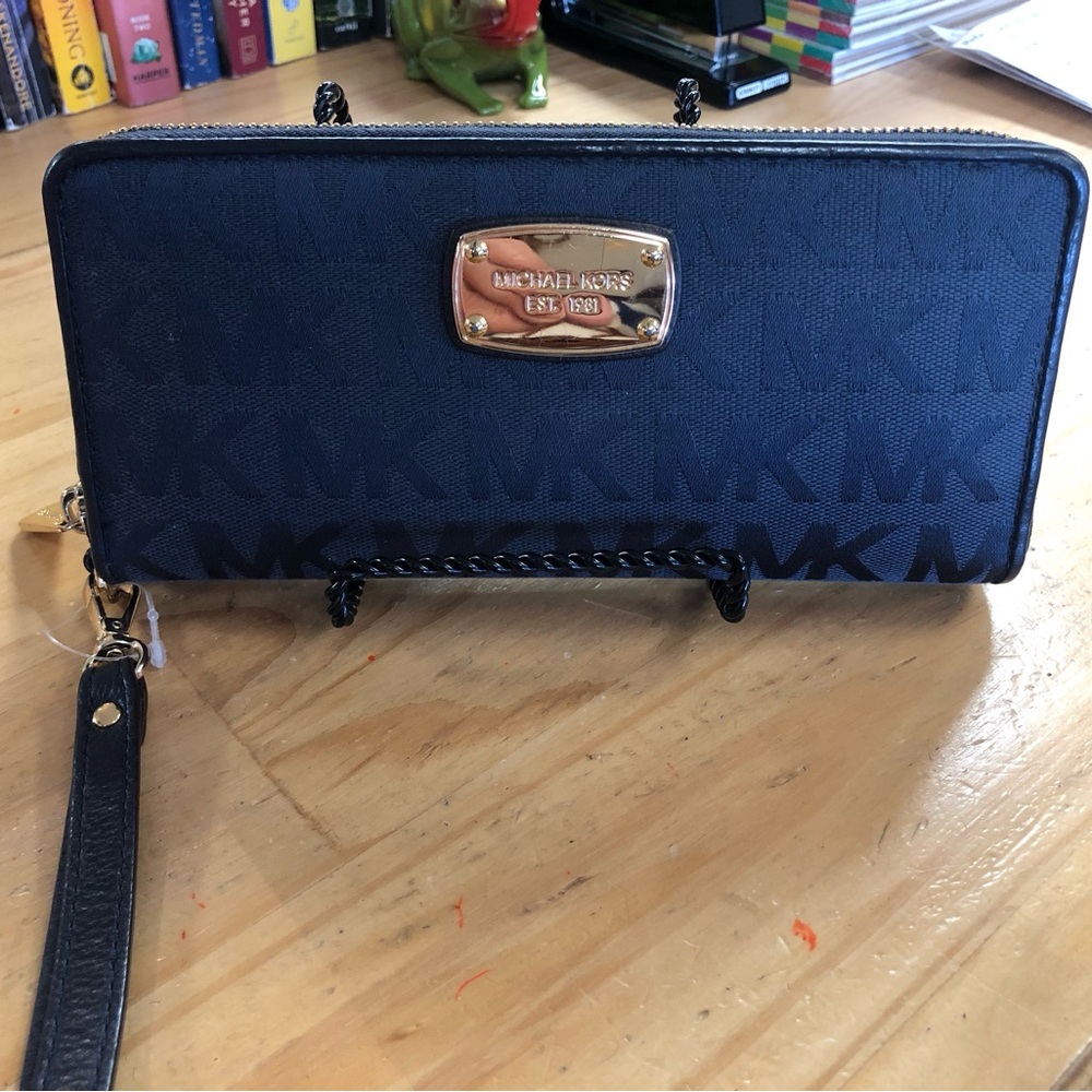 Michael Kors Navy and Gold Wristlet Clutch